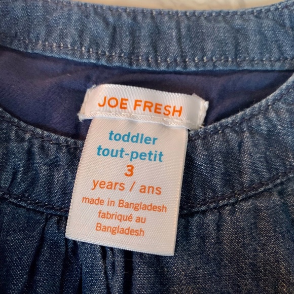 Joe Fresh Kids Denim Dress SIZE 3 years - Picture 4 of 6